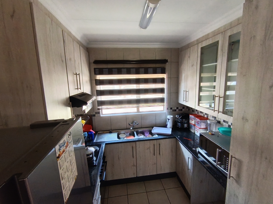 3 Bedroom Property for Sale in Waterval East North West